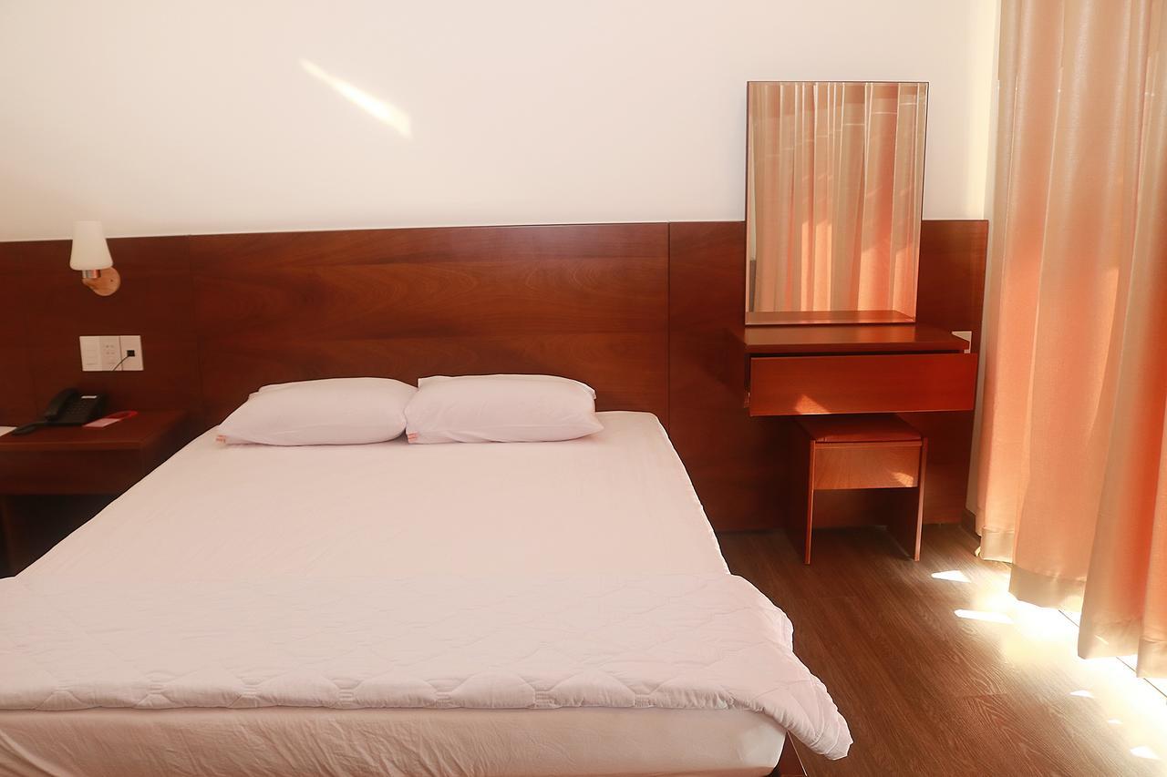 My Ca Hotel Cam Ranh Exterior foto